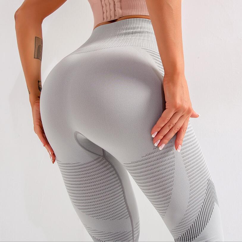 Training Yoga Hip Pants - Image 4