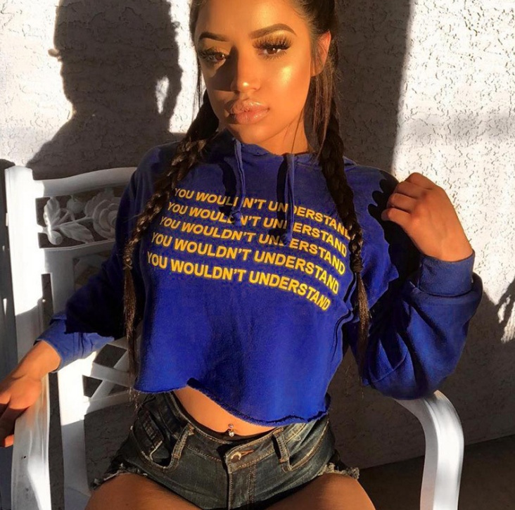 Women's Long-Sleeved Letter Print Navel Sweater