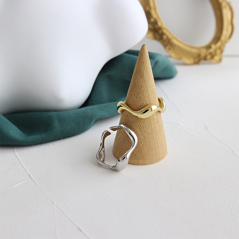 Minimalist Irregular Wavy Glossy Ring - Image 3