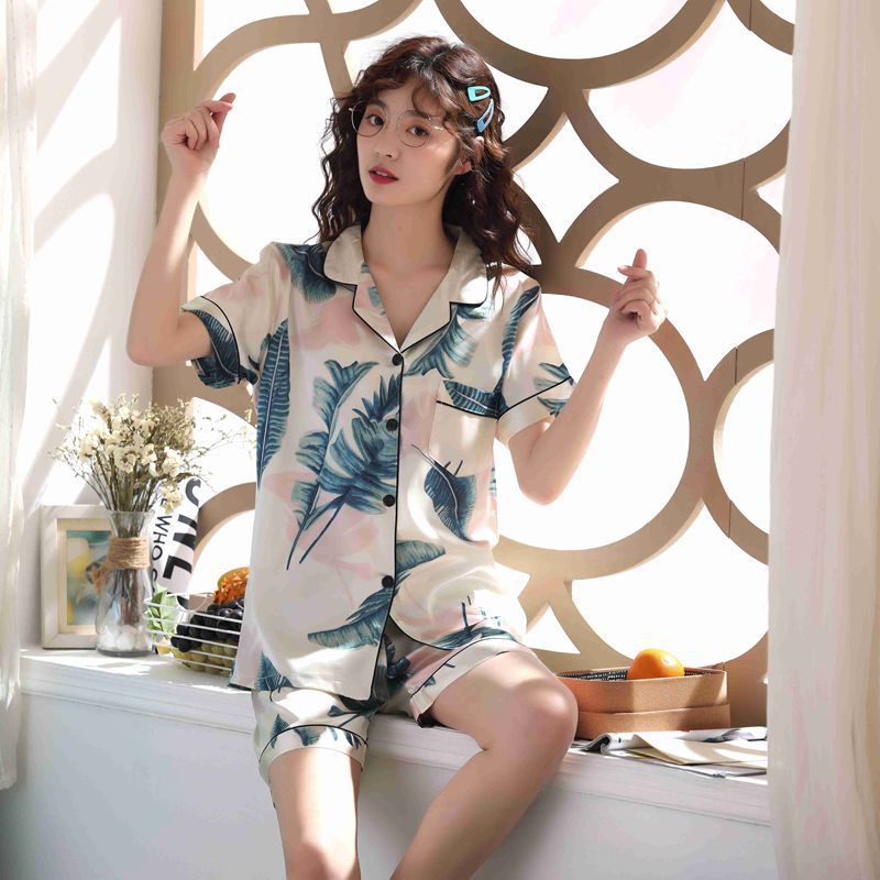 Banana Imitation Silk Leaf Lapel Cardigan Suit