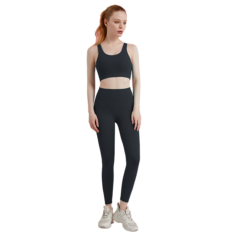 Yoga Wear Nude Nylon Fitness Suit