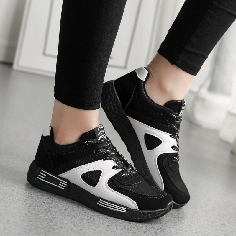 Flat Running Shoes
