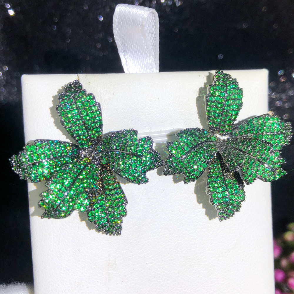Simple Design High-grade Earrings - Image 3
