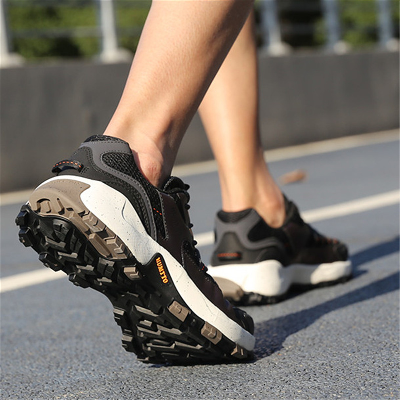Lightweight Low-top Sports Shoes - Image 4