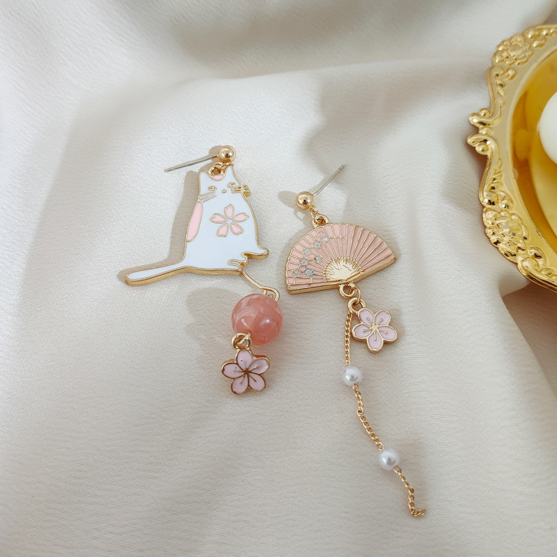 Cat Fan Ukiyo-e Earrings - Image 2