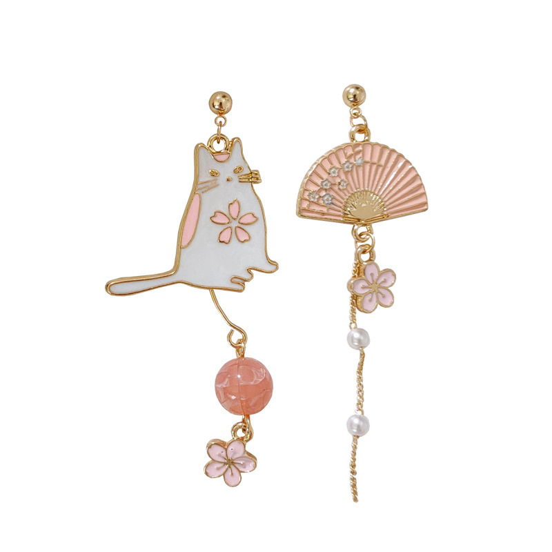 Cat Fan Ukiyo-e Earrings - Image 3