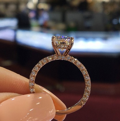 Elegant Crystal Rhinestones Ring - Image 4