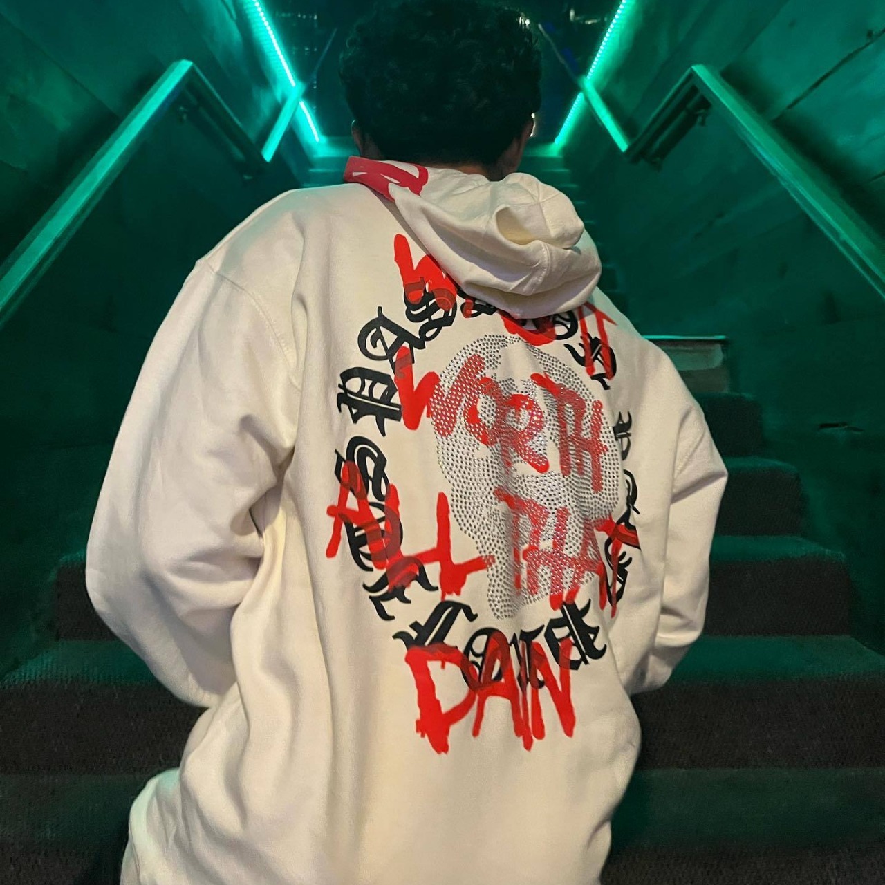 Hot Rhinestone Printed Skull Hooded Sweatshirt