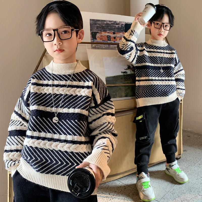 Hedging Winter Sweater For Boys