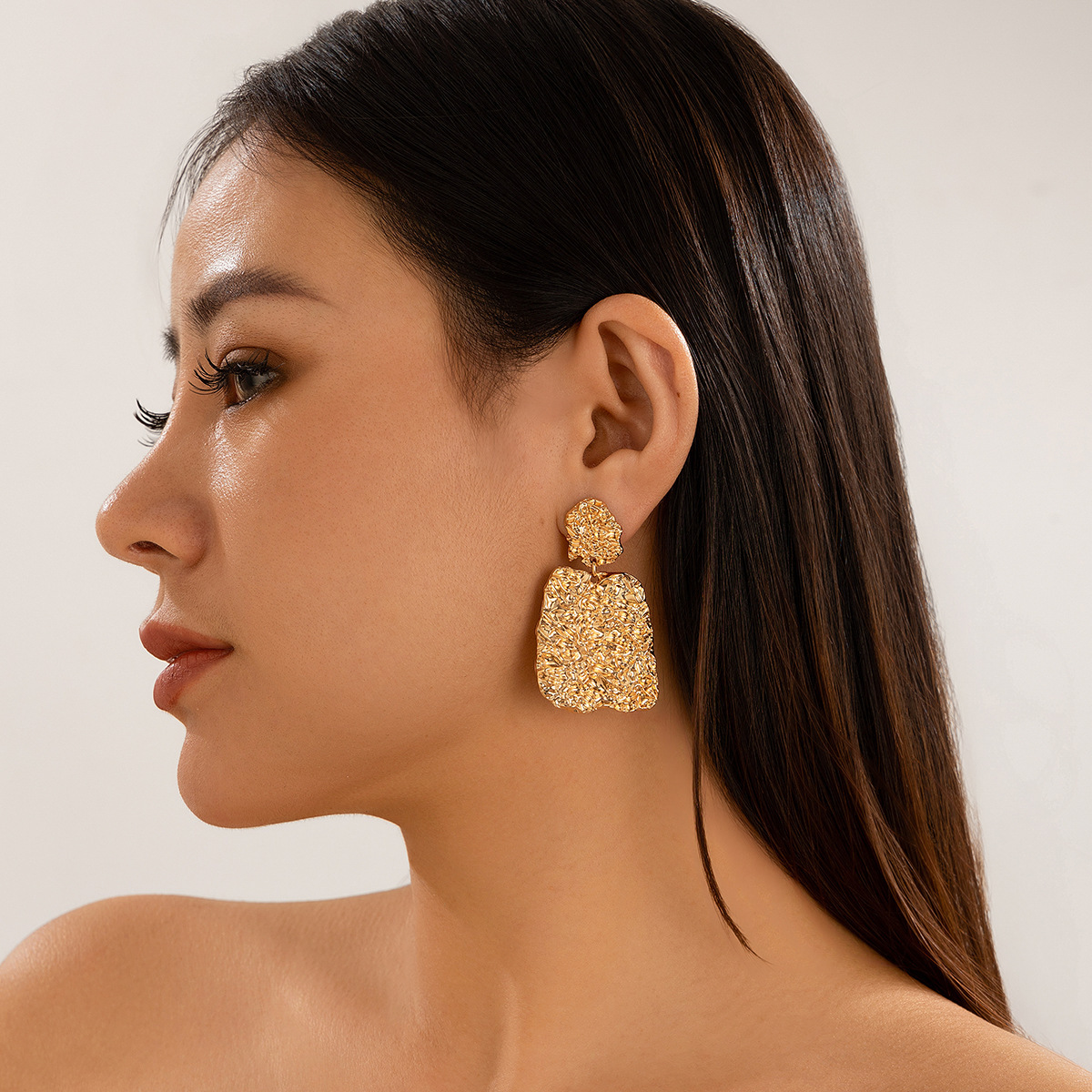 Irregular Scallop Earrings - Image 8