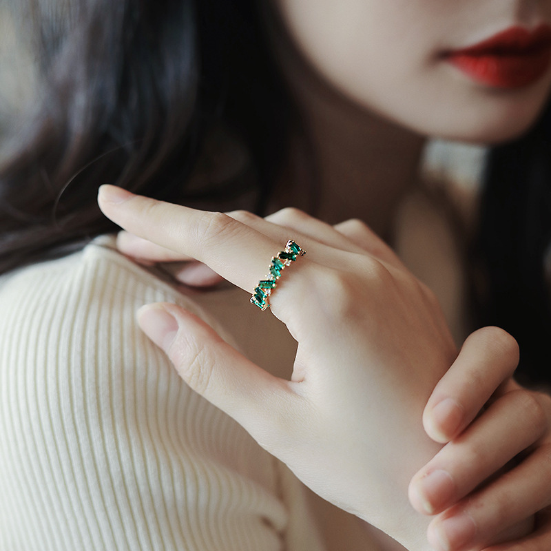 Emerald Zircon Ring - Image 3