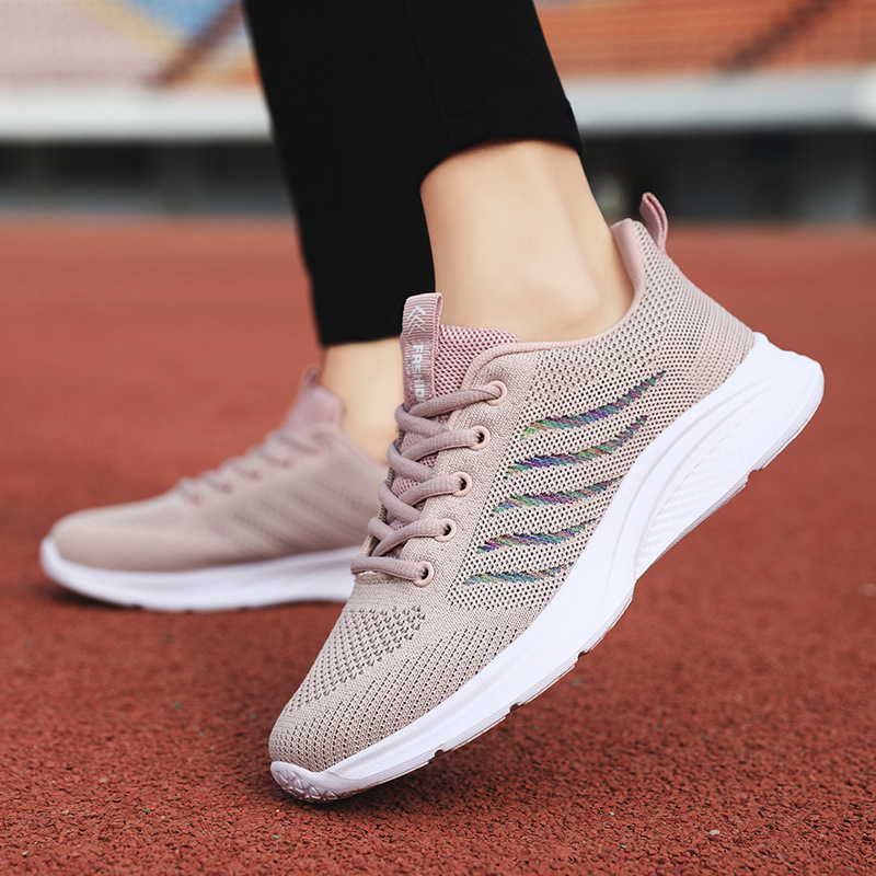 Middle-aged Leisure Mesh Surface Shoes - Image 2