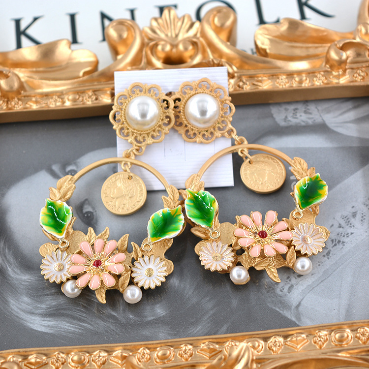Metal Pearl Earrings - Image 4