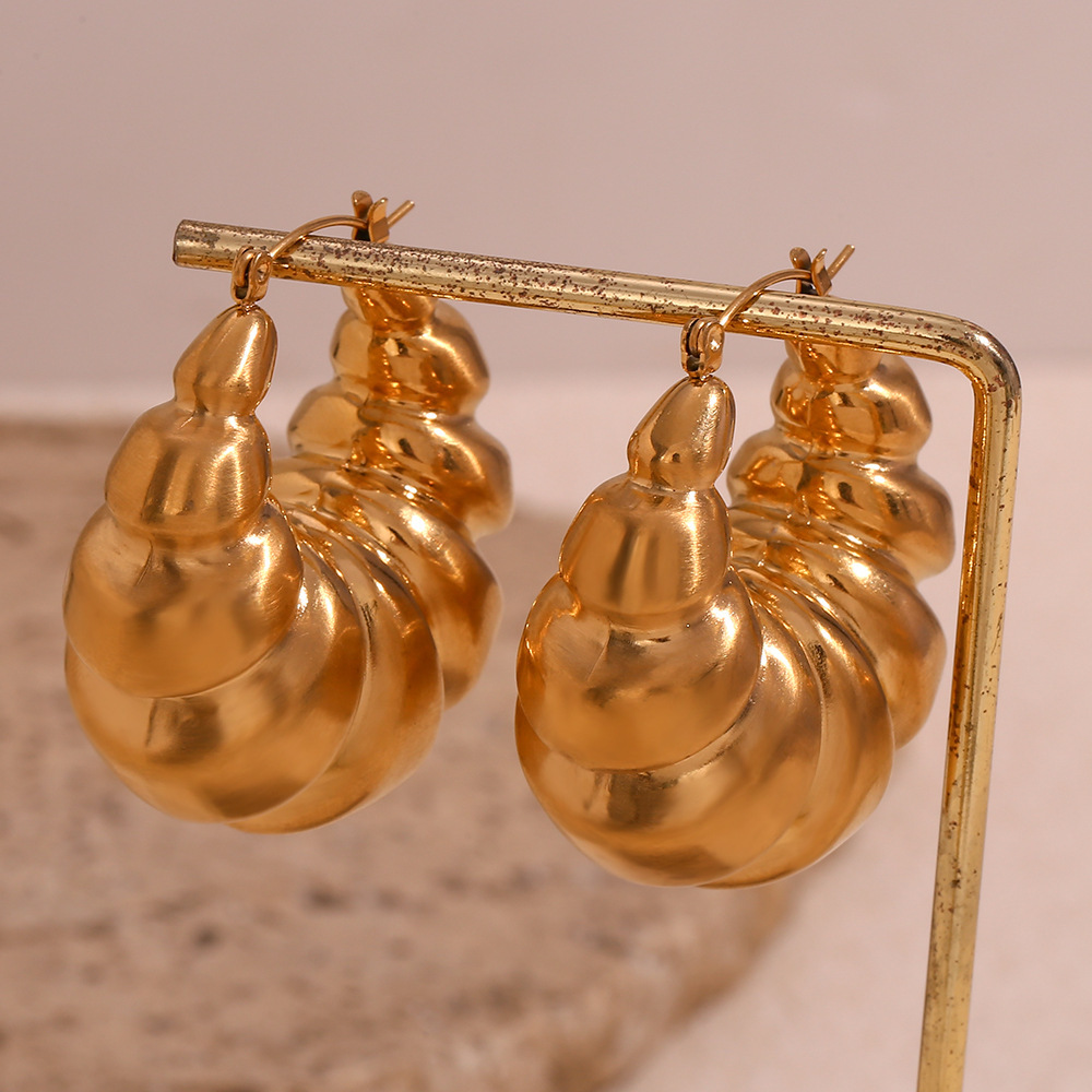 Gold Plating Hollow Geometric Earrings - Image 5