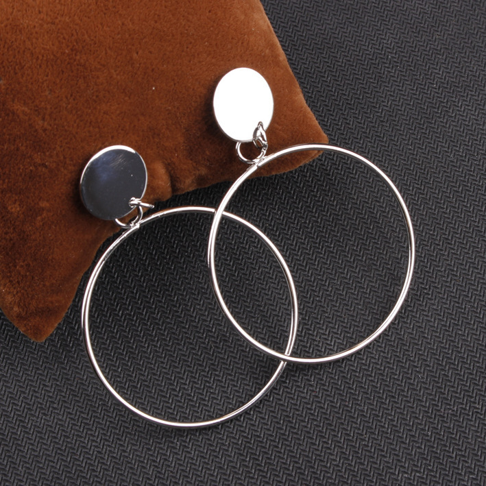 Simple Style Temperament Earrings - Image 2