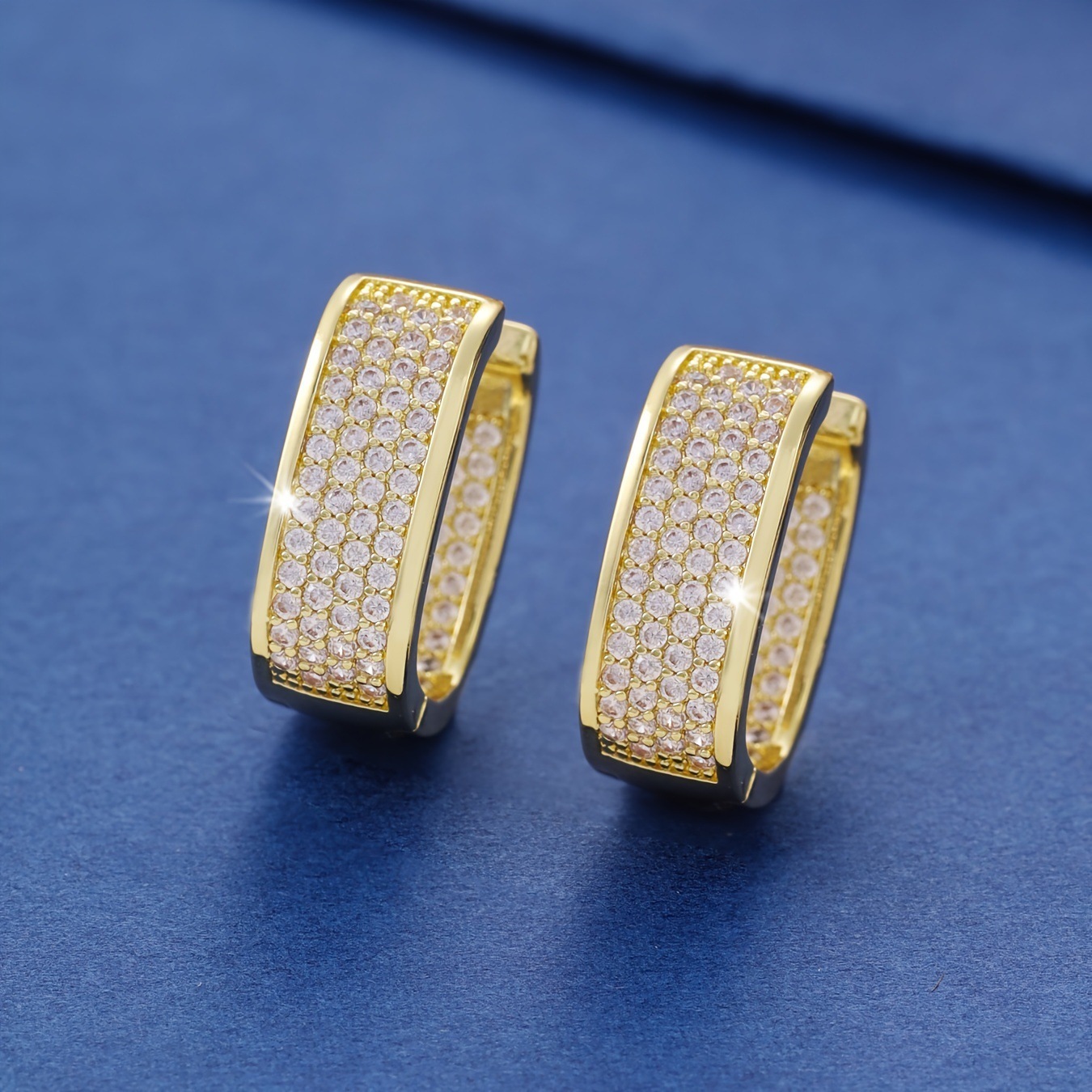 Micro-inlaid Diamond Shiny Square Earrings - Image 5