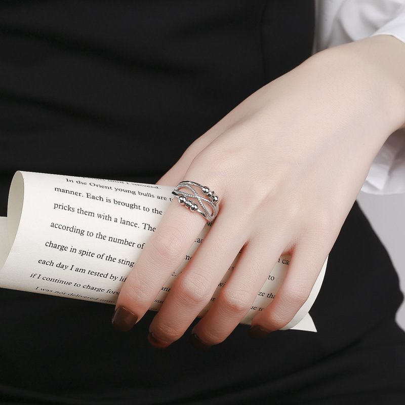 Rotatable Ring With Open Design - Image 3