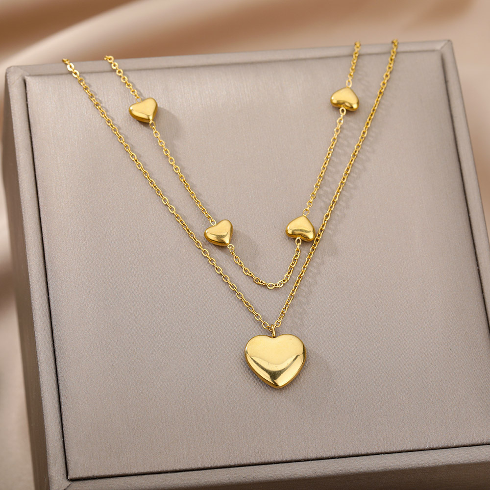 Multilayer Heart Pendant Necklace - Image 4