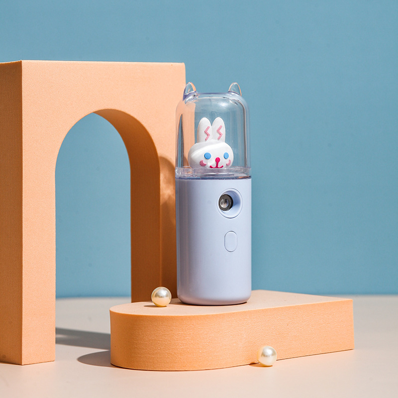 Portable Handheld Moisturizing Aroma Spray - Image 8