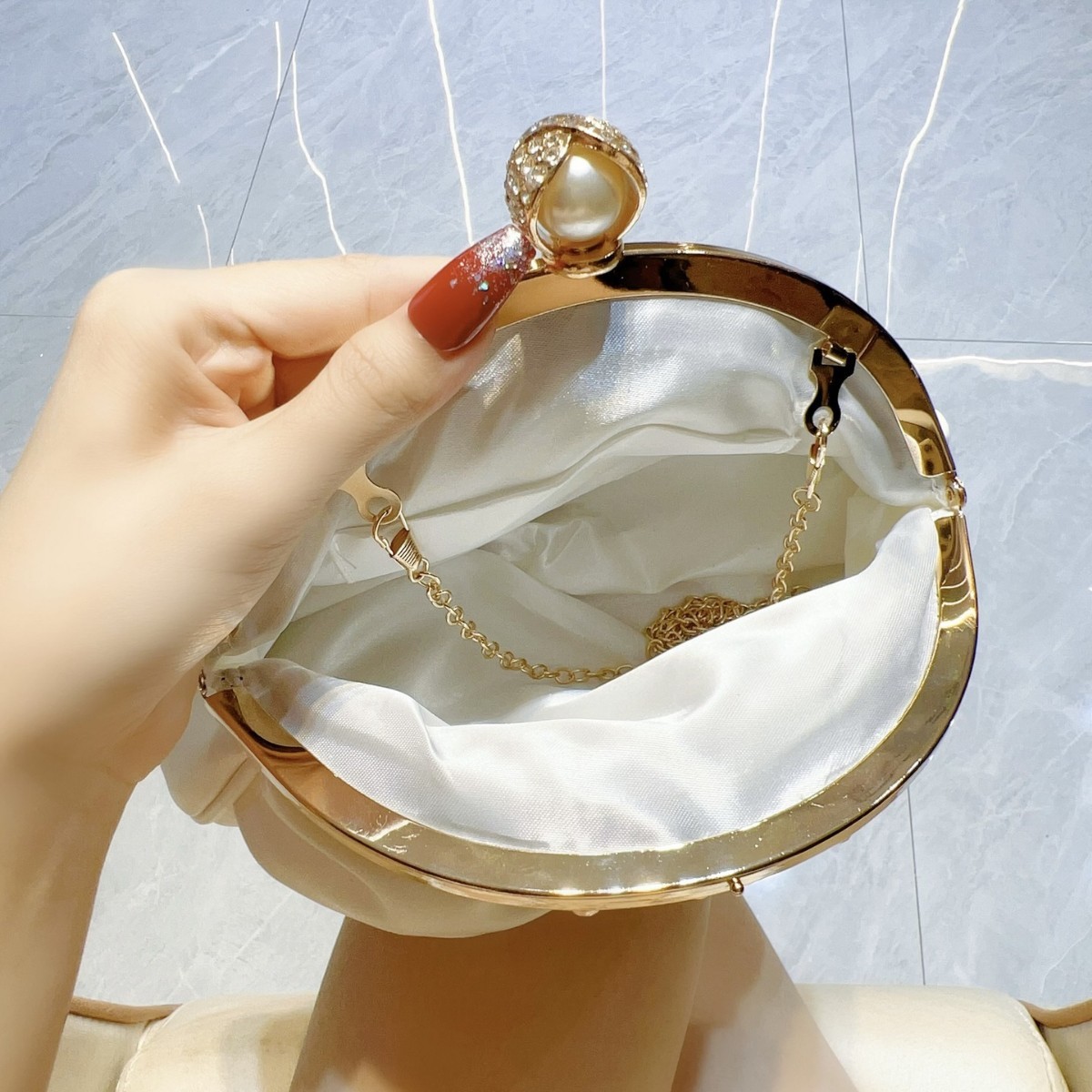 High-Grade Diamond Socialite Mini Clutch - Image 5