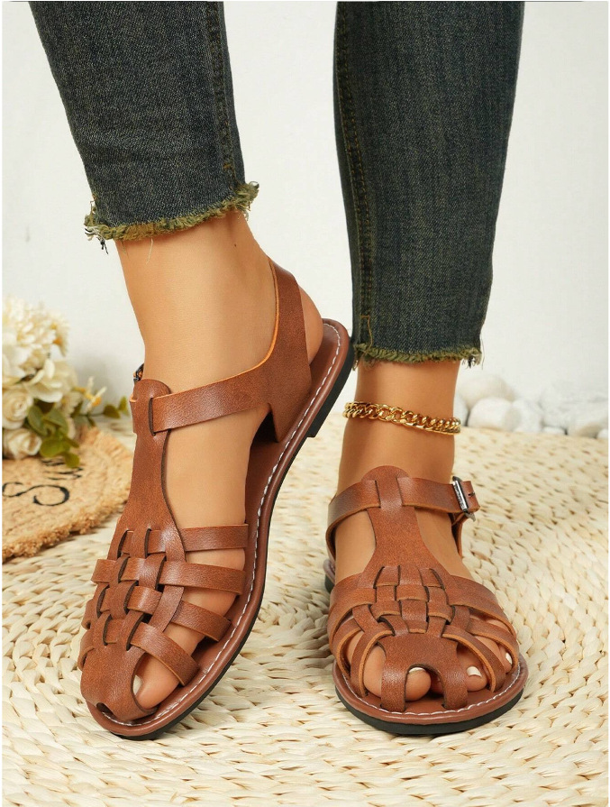 Vintage Weave Closed Toe Sandals - Image 5