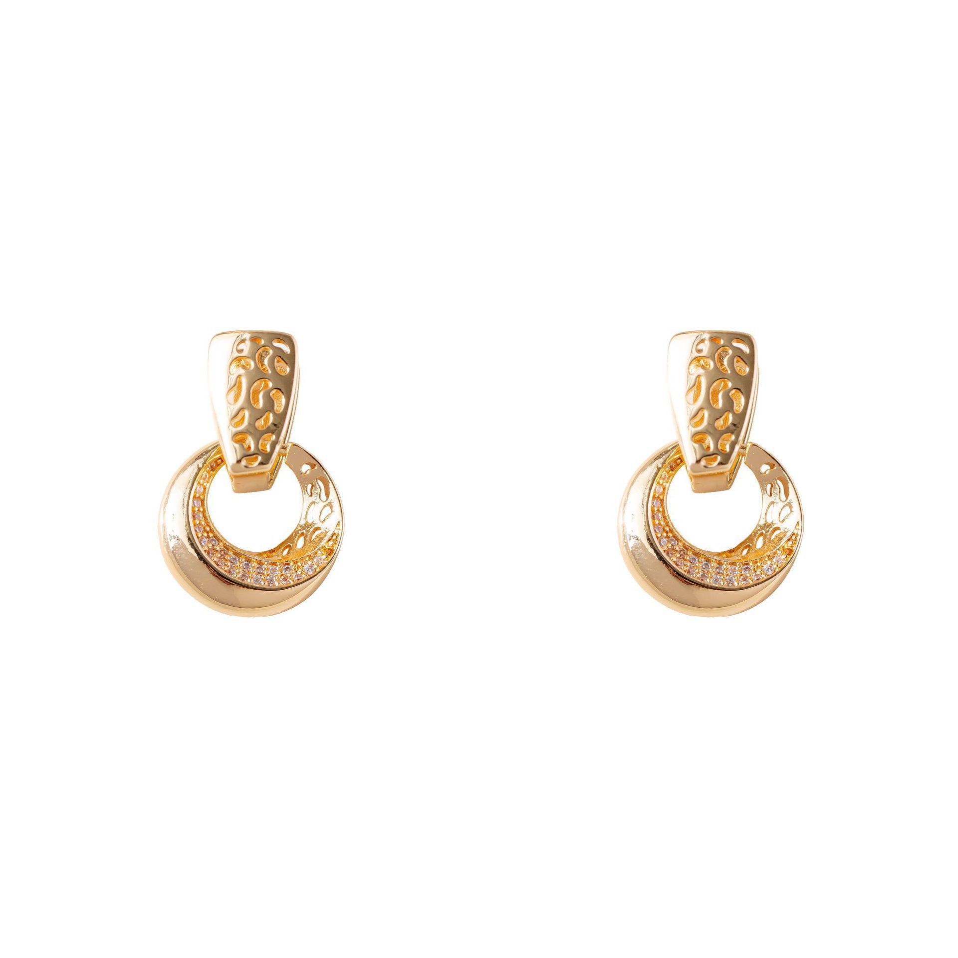 Luxury Hollow Round Drop Earrings - Image 7