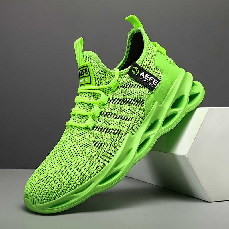 Korean Style Plus Size Light Running Shoes - Image 8