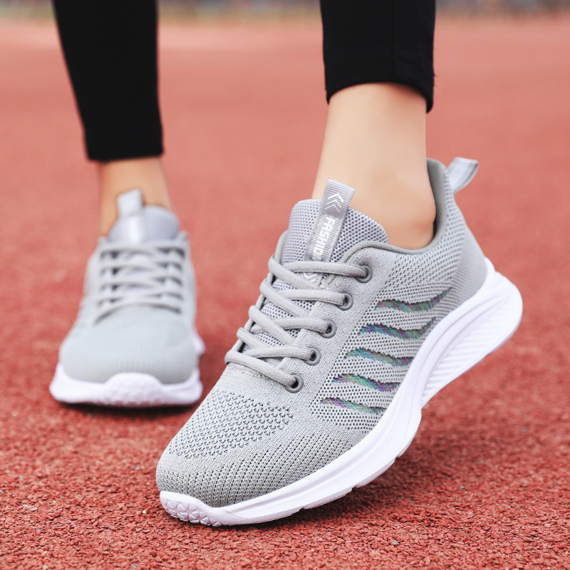 Middle-aged Leisure Mesh Surface Shoes - Image 5