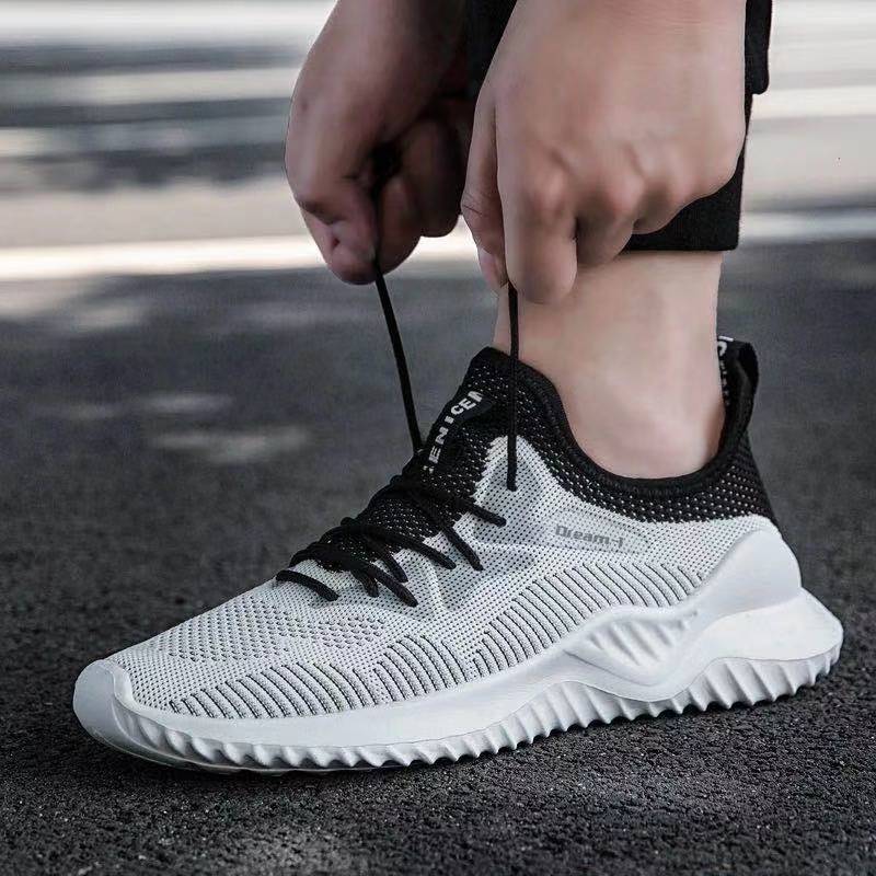 Flying Woven Breathable Mesh Shoes - Image 5