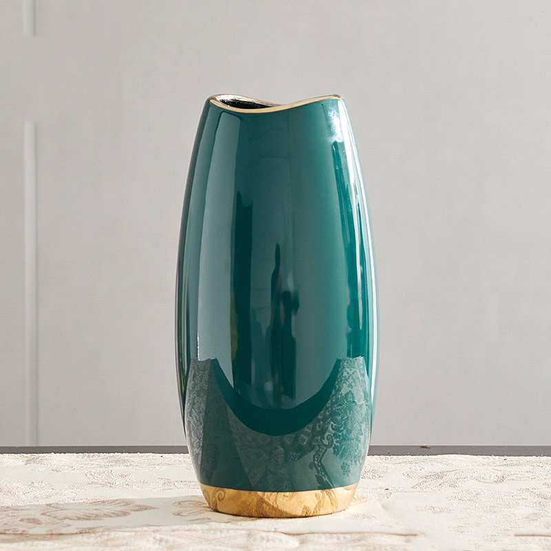 Creative Minimalist Ceramic Flower Vase - Image 9