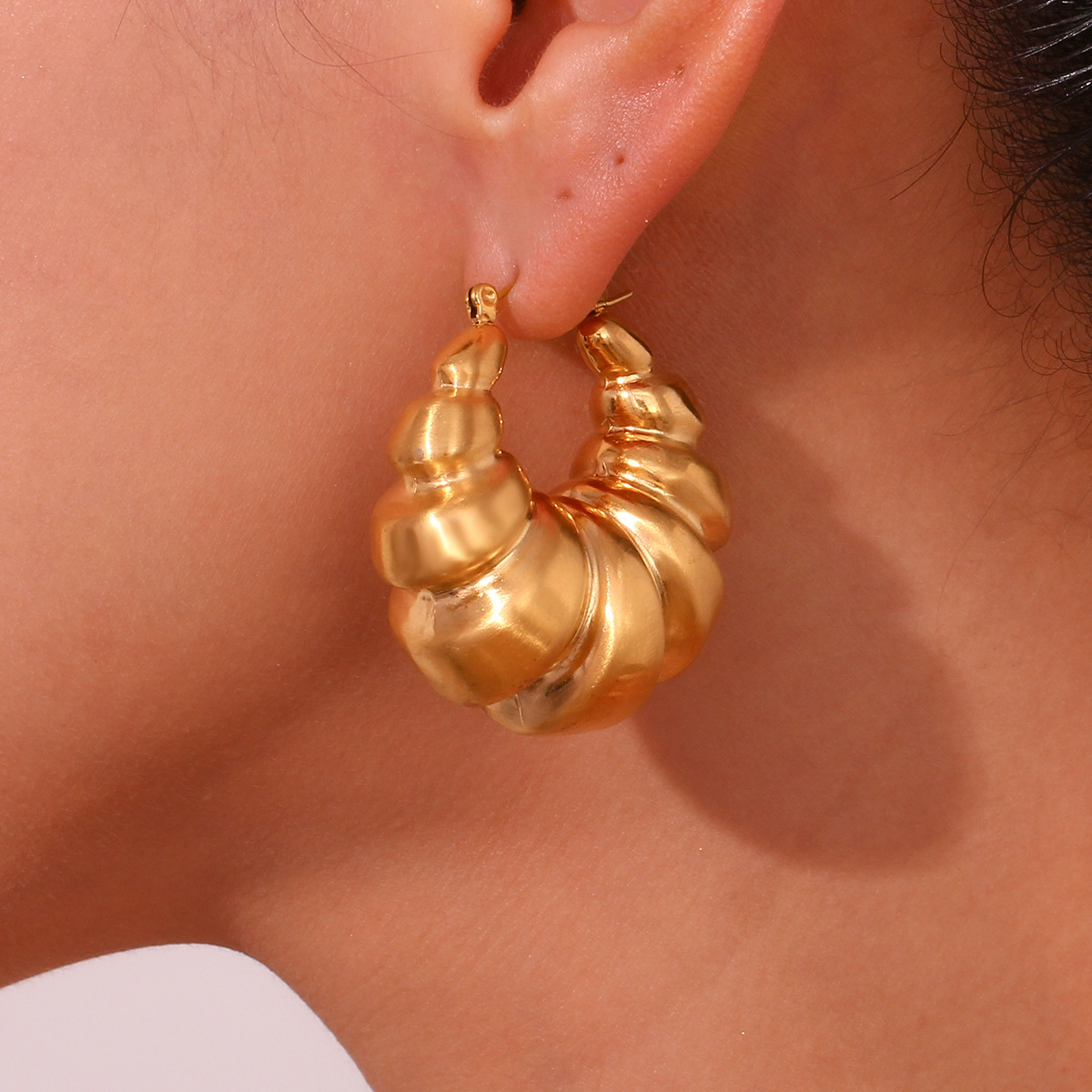 Gold Plating Hollow Geometric Earrings