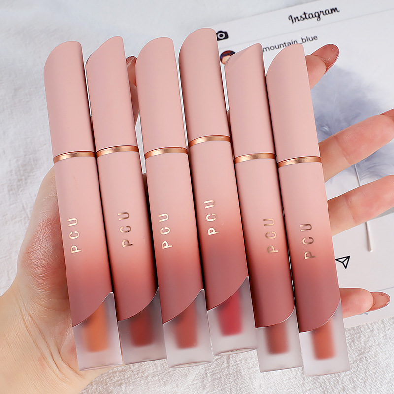 Non-Stick White Matte Lip And Cheek Blush