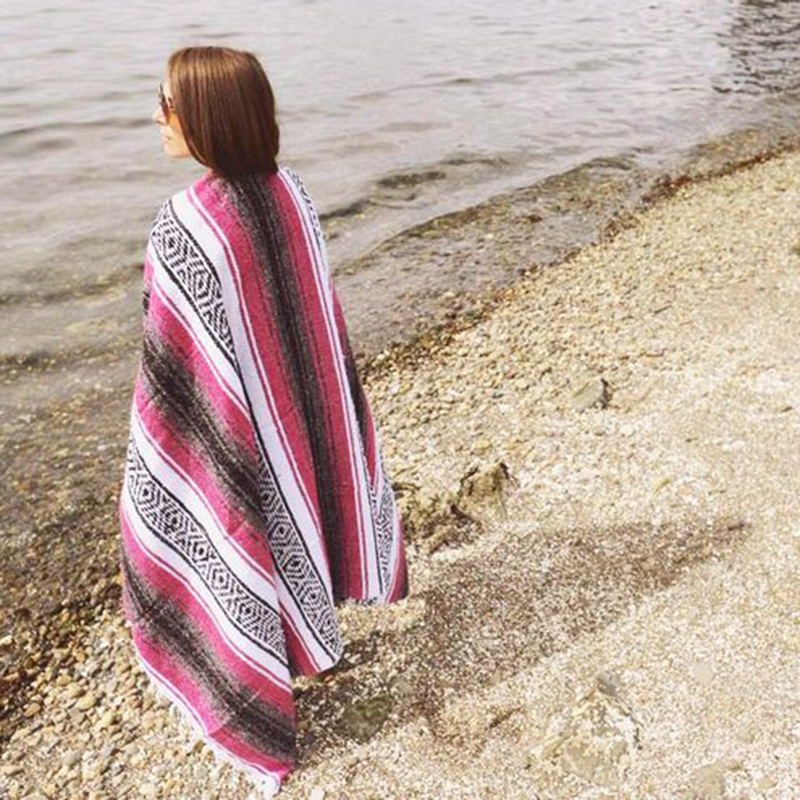 Geometric Woven Tassel Beach Towel