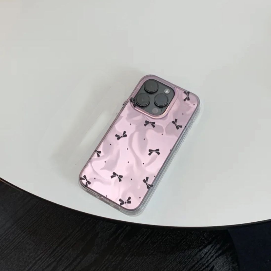 Water Ripple Bow Phone Case - Image 2