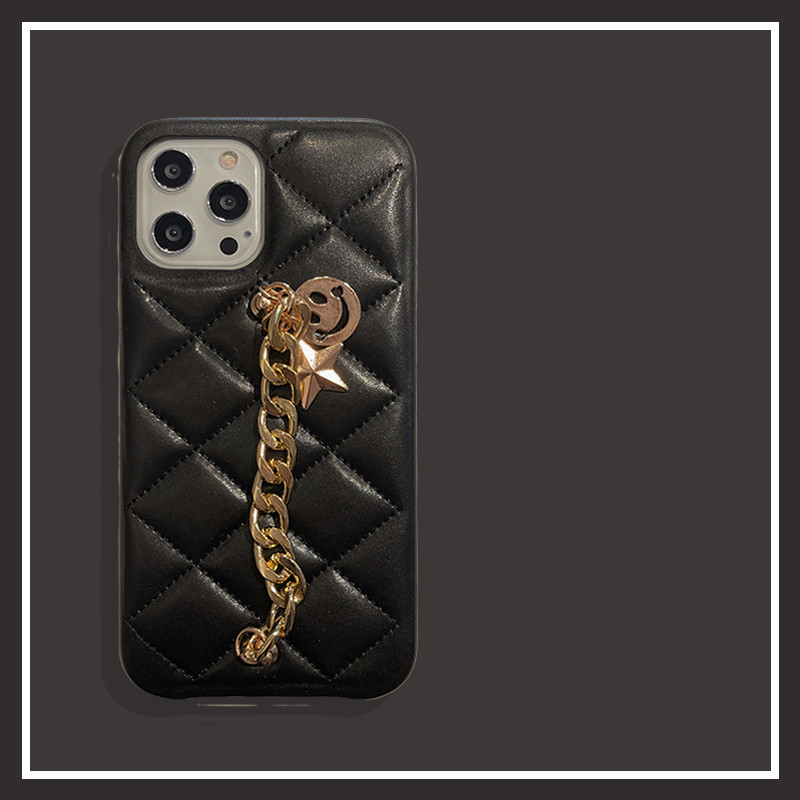 Simple Diamond Chain Phone Case - Image 7