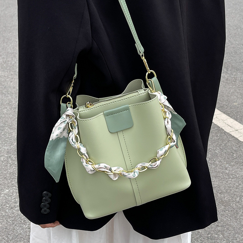 Women's Textured Shouder Bucket Bags
