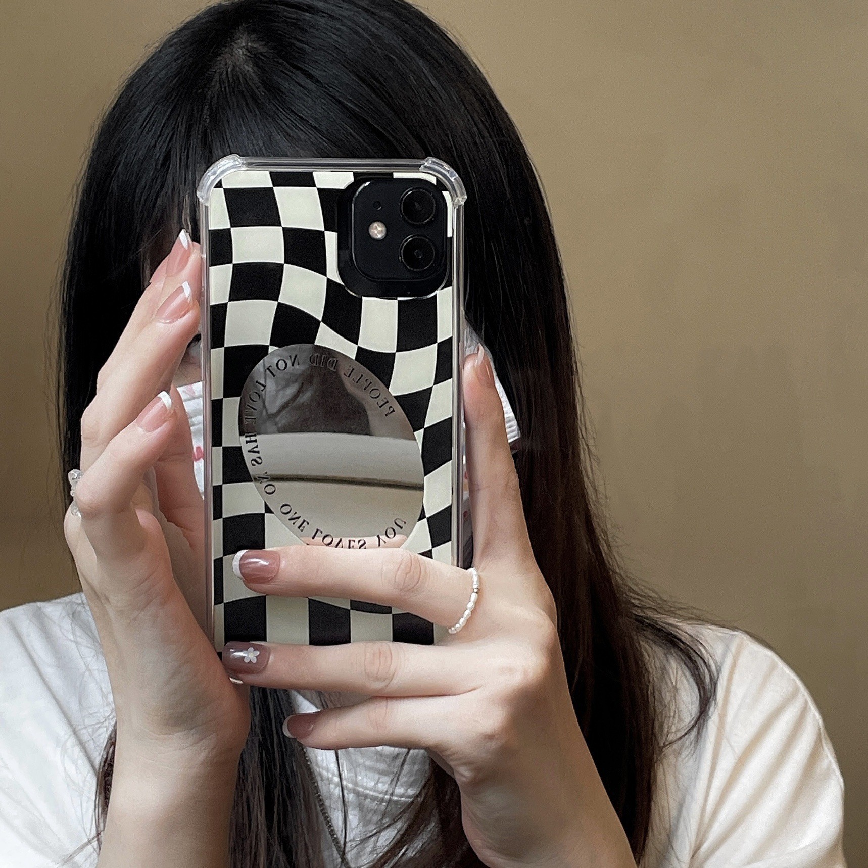 Simple Mirror Chessboard Phone Case - Image 9
