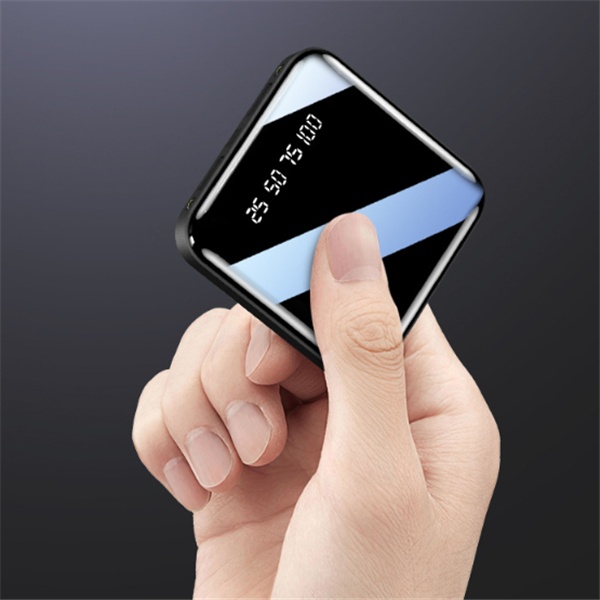 Portable Mirror Digital Display Power Bank - Image 4