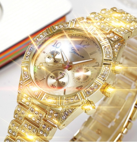 Women Crystal Quartz Analog Wrist Watch - Image 8