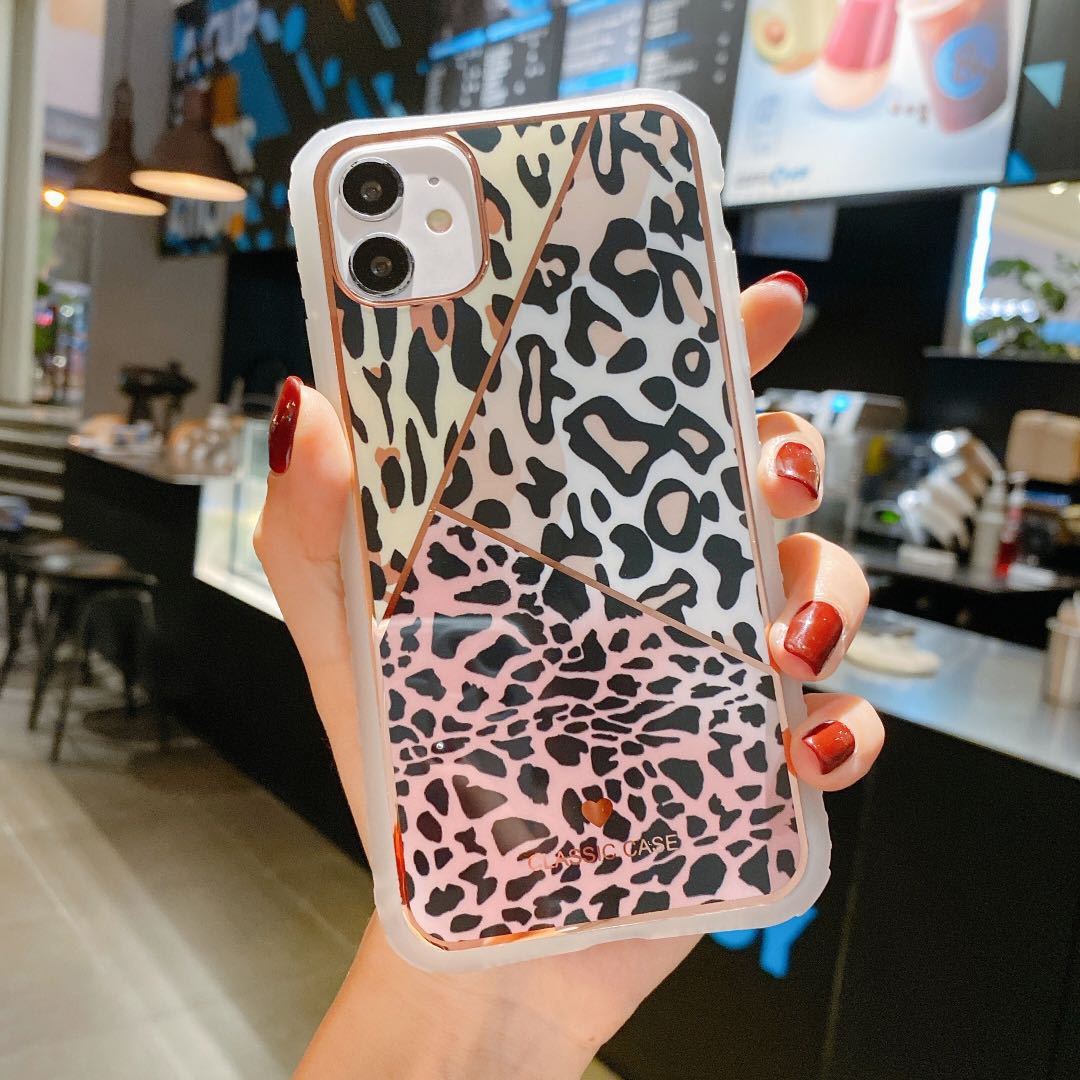 Electroplating Love Leopard Print Phone Case - Image 6