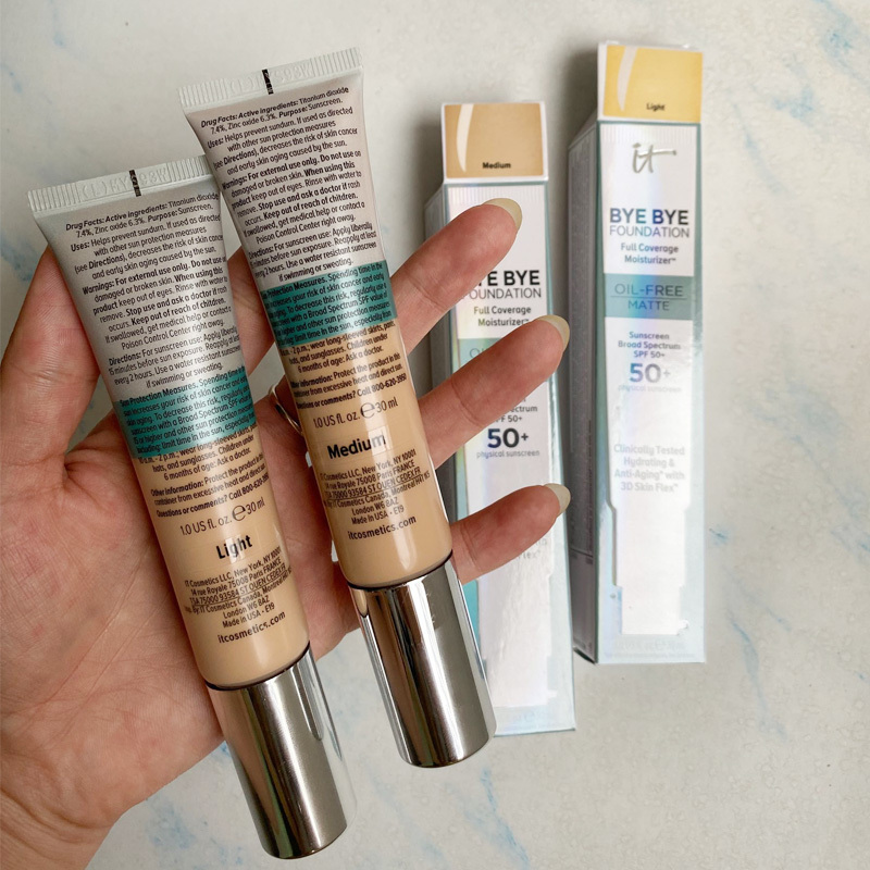 Matte Oil-Free Liquid Foundation - Image 4