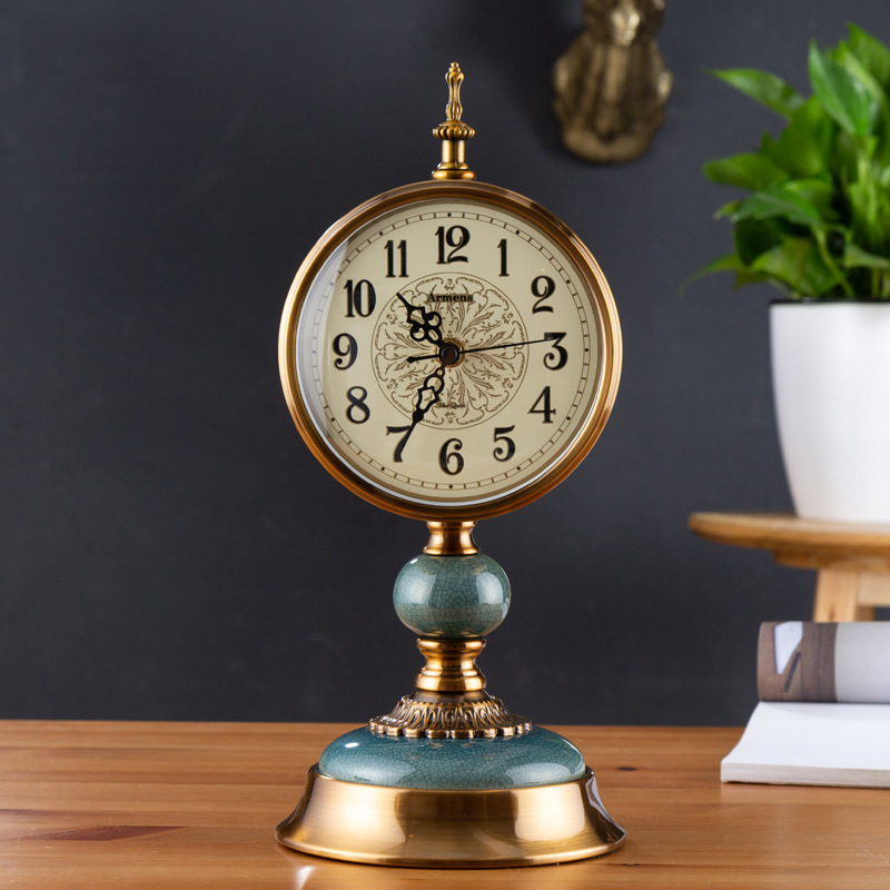 Retro Table Clock