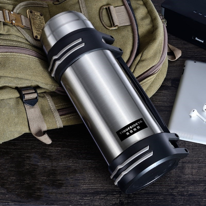 Tourism Large-capacity Stainless Steel Water Bottle