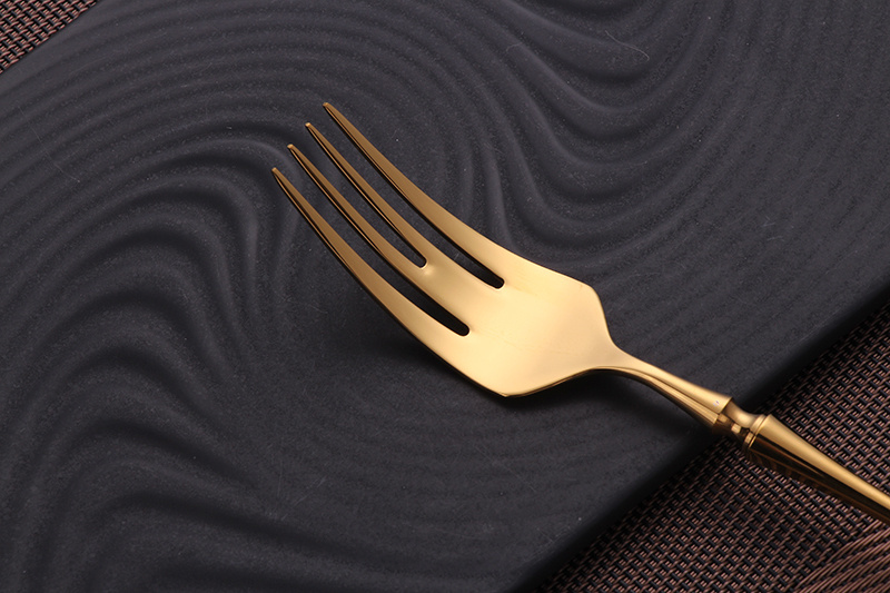 Set Of Four Stainless Steel Steak Cutlery - Image 8