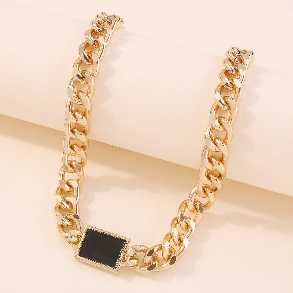 Simple Personality Design Necklace - Image 4