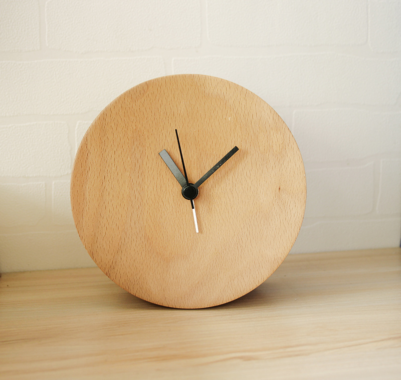 Creative Log Alarm Clock - Image 2