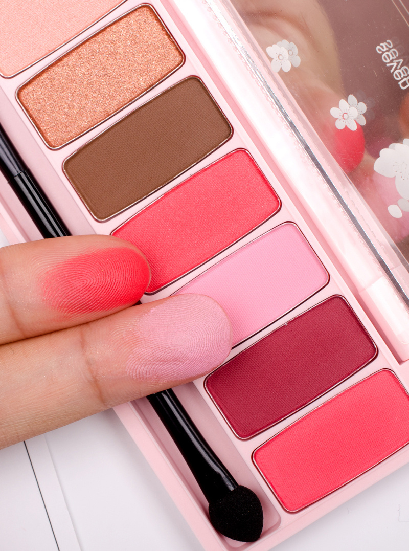 Ten-Color Sakura Girl Eyeshadow - Image 8