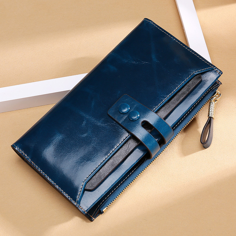 Multi Card Buckle Long Oil Wax Leather Wallets - Image 4