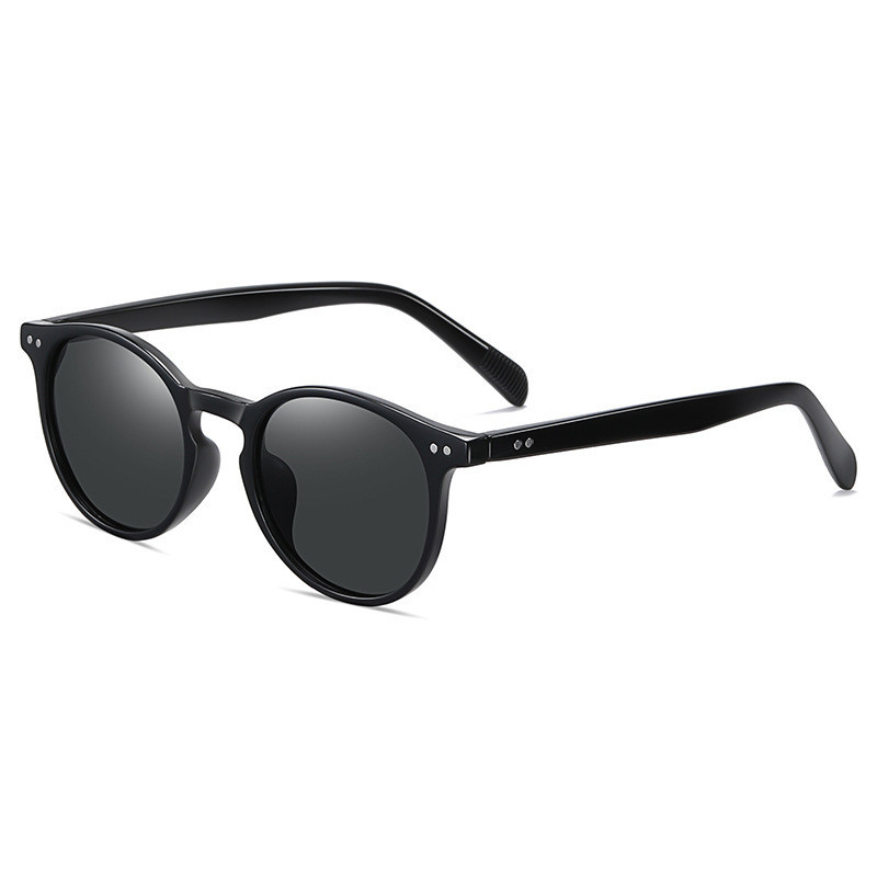 Round Frame Sunglasses - Image 2