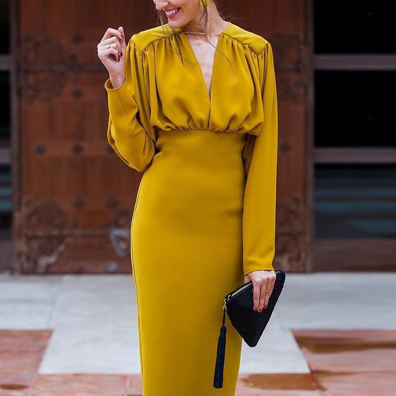 Long-Sleeved Sexy Bag Hip Evening Dress